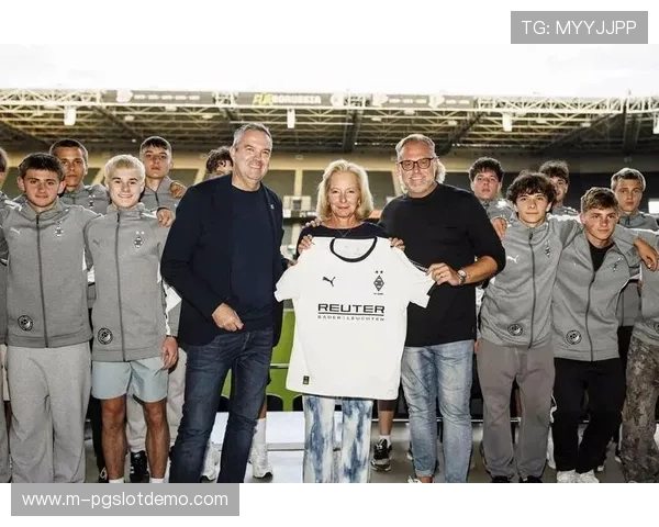 德甲俱乐部青训体系成果显著，年轻球员崭露头角