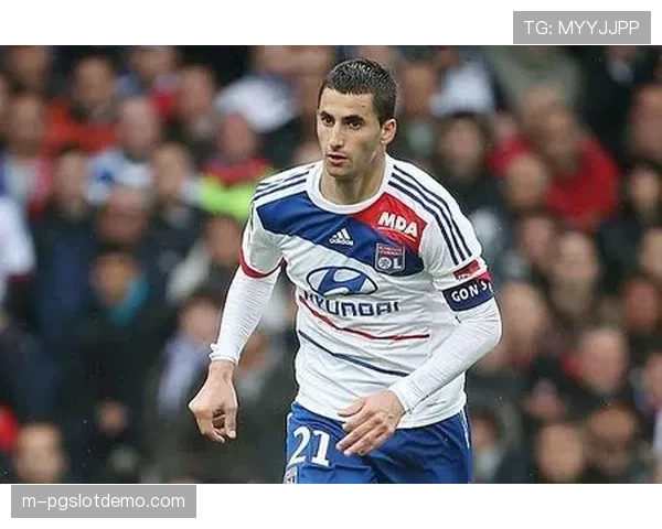 里昂中场核心卡克雷伤愈复出，有望改善球队攻防转换效率